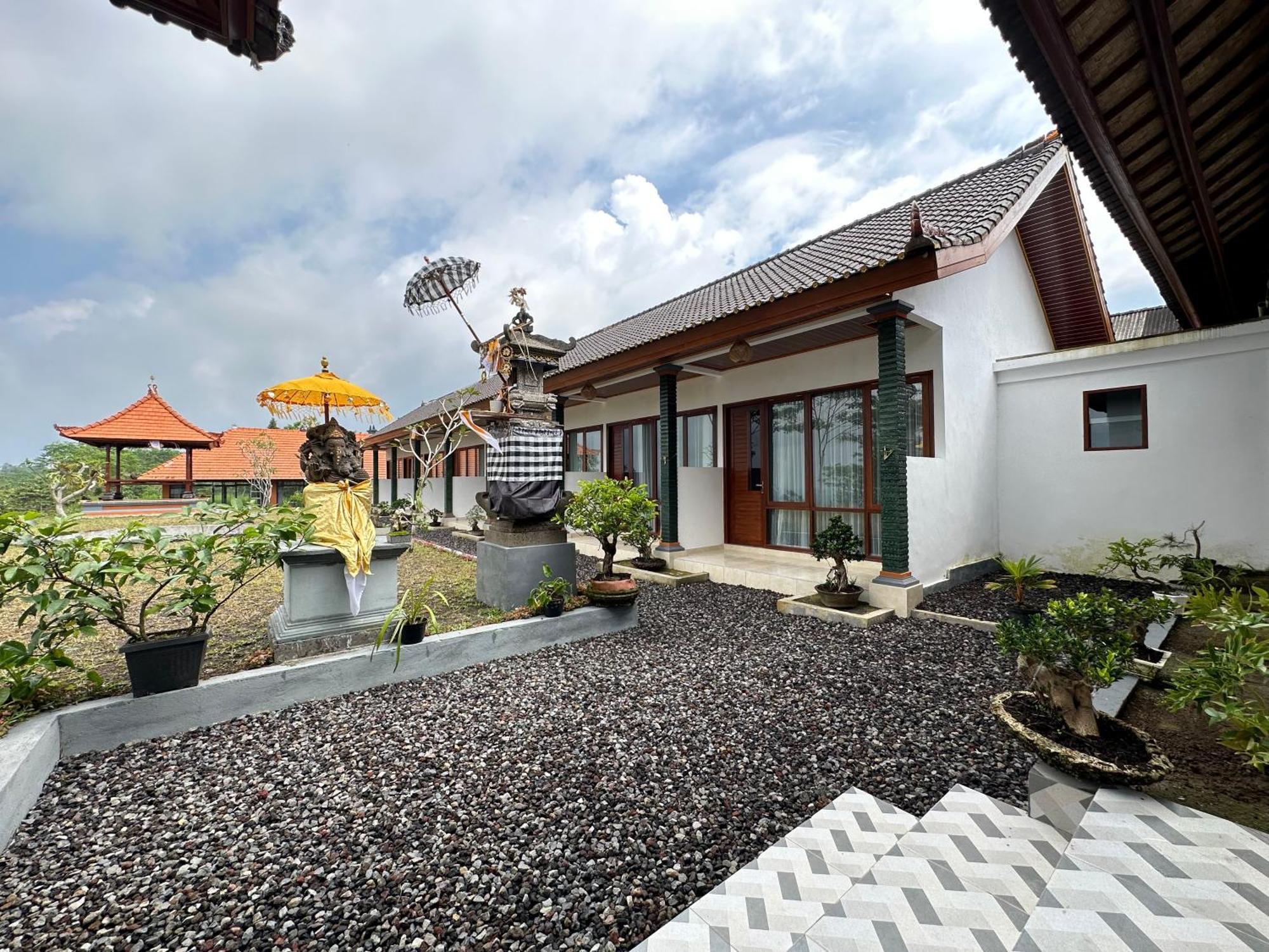 شقة Bali Basuki Retreat Center Besakih المظهر الخارجي الصورة